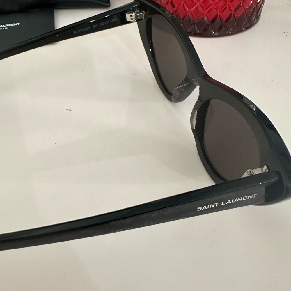 Saint Laurent cat eye Lily sunglasses - Picture 8 of 8